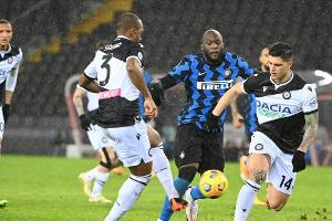 Milan rutscht aus - Inter nutzt Chance nicht