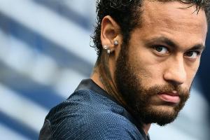 Neymar feiert nun doch in kleinerem Rahmen