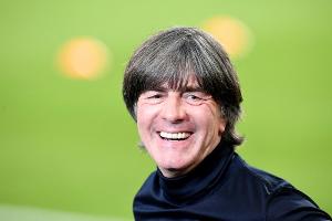EM-Vorbereitung vor Ort: Löw geht wieder ins Stadion