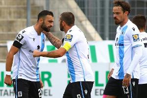 3. Liga: 1860 München nach Derbysieg Zweiter - Zirkzee sieht Rot