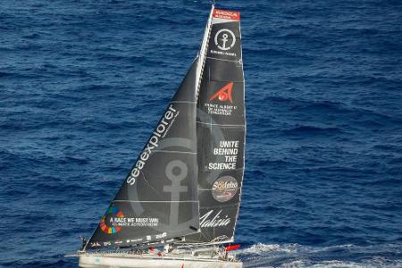 Kurz vor dem Ziel: Herrmann von Kollision ausgebremst