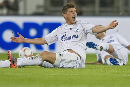 Am 3. Spieltag der Saison 2010/11 lief Klaas-Jan Huntelaar erstmals für den FC Schalke auf. Es war der Beginn einer neuen Är...