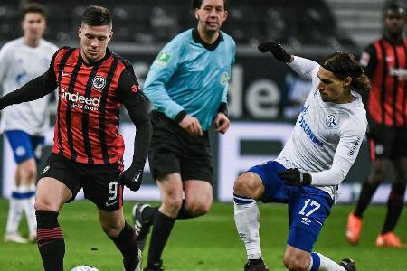 Am Sonntagabend beschloss das Duell zwischen Eintracht Frankfurt und dem FC Schalke 04 den 16. Spieltag in der Bundesliga. N...
