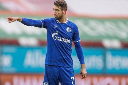 Wurde regelmäßig mit langen Pässe geschickt. Verarbeitete die Bälle teilweise technisch anspruchsvoll. Hatte jedoch Probleme...