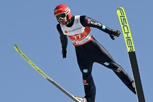 Deutsches Skisprung-Team führt im WM-Mixed zur Halbzeit