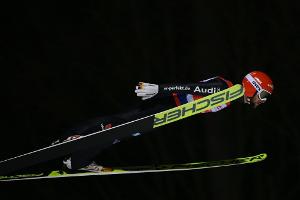 Eisenbichler mit starkem Prolog in Klingenthal, Geiger schwach