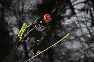 Eisenbichler zur Halbzeit auf Rang 13 - Granerud führt