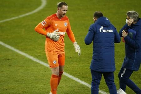 Angebrochene Rippe: Schalkes Torhüter Fährmann fällt vorerst aus