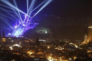 Nordische Ski-WM in Oberstdorf eröffnet: "Meilenstein in Richtung Tokio"