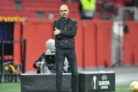 Bosz nimmt Trainerdiskussion gelassen