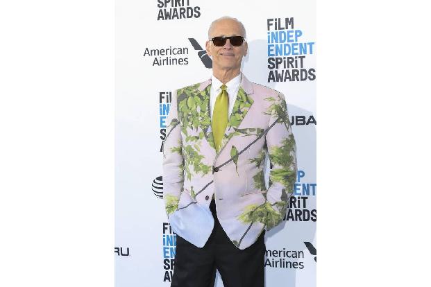 Doch sein Erstlingswerk schlug ein wie eine Bombe, nicht zuletzt dank begeisterter Werbung von Kollegen wie John Waters (Fot...