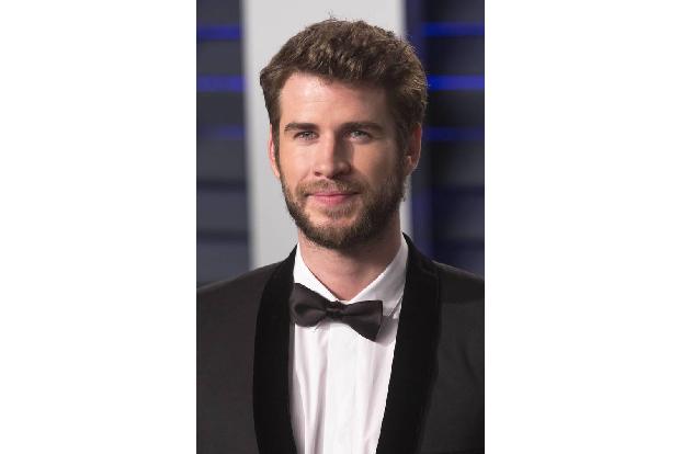 Liam Hemsworth muss wahnsinnig hart trainieren, um sich für seine Filmrollen in Form zu bringen. Seine harten Workouts runde...