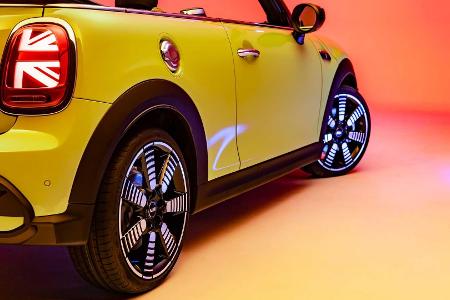 Mini (2021) Facelift: Neue Front und funky Mehrfarb-Dach