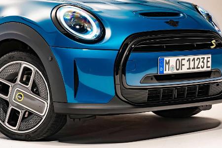 Mini (2021) Facelift: Neue Front und funky Mehrfarb-Dach