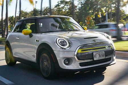 7. Mini Cooper SE