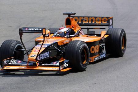 Für eins der hässlichsten Accessoires aller Zeiten ist Arrows in der Saison 2001 verantwortlich. Ein zweiter Frontflügel, de...