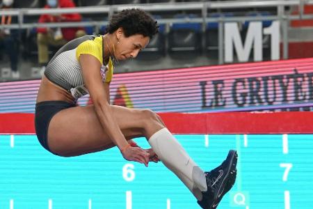 Hallen-EM: Mihambo trotz Anlaufproblemen im Endkampf