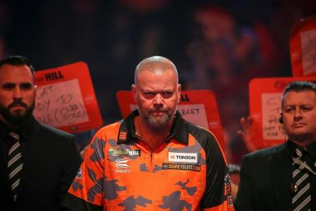 Taylor sieht Comebacker van Barneveld bei UK Open als Favoritenschreck