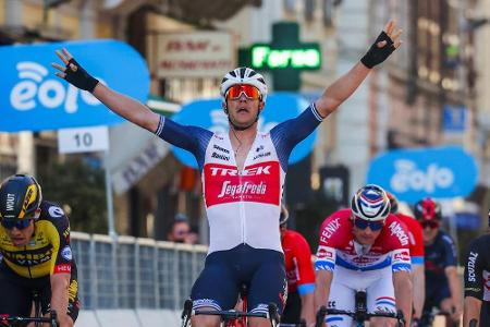 Stuyven gewinnt Mailand-Sanremo - Schachmann auf Platz 14