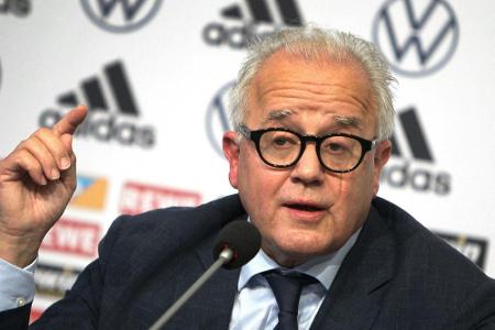 Keller für mehr Frauen im Fußball: 