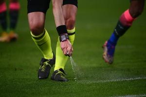 30 Prozent der Fußball-Fans unzufrieden mit Schiri-Leistungen