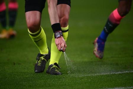 30 Prozent der Fußball-Fans unzufrieden mit Schiri-Leistungen