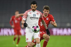 Latza kehrt nach Schalke zurück: "Will mit anpacken"