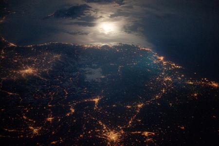 Nachtbild Italien und Frankreich