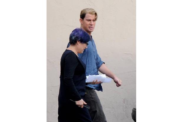 ...erblondeten Channing Tatum zu sehen sein. Der Film spielt im Hollywood der 20er Jahre und soll von einer Truppe Schauspie...