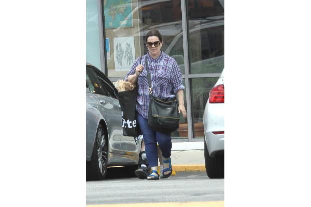 ...etwa bei Melissa McCarthy. Die kann offenbar nicht allzu viel mit Sportwagen und Oldtimern anfangen. Aber sie ist ja auch...