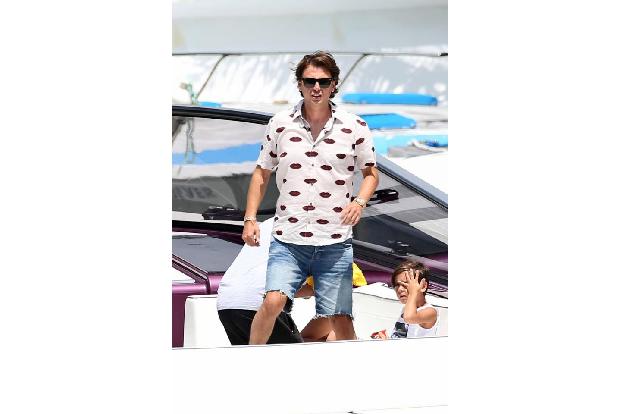 ...gewaltig! Dieser Herr ist schon seit Jahren ein treuer Freund des Kardashian/Jenner-Clans. So verwundert es auch nicht, d...