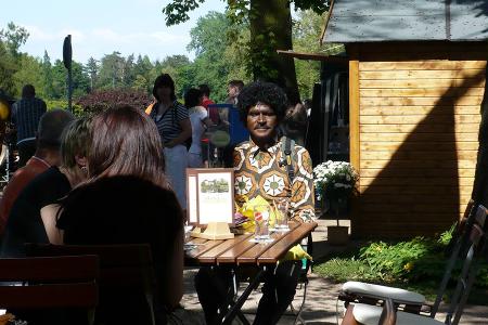 Günter Wallraff im Biergarten