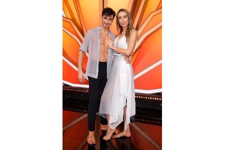 Loiza Lamers mit Andrzej Cibis in der 2. Live-Show der 13. ...