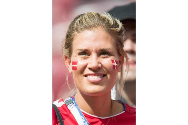 Sexy Fans 06 (4).jpg