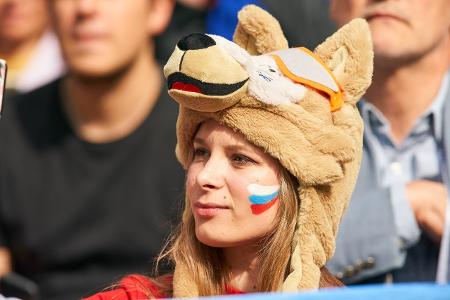 Sexy Fans 01 (5).jpg