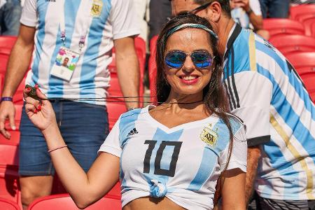 Sexy Fans 07 (3).jpg