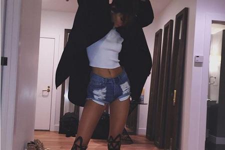 Kendall Jenner (19) ist nicht nur als High-Fashion-Model, sondern auch im sexy Posing einsame spitze.