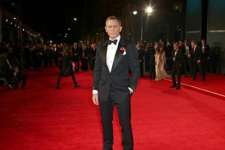 Da war sicher auch James Bond alias Daniel Craig beeindruckt, der zur Weltpremiere des neuen 007-Films natürlich im schwarze...