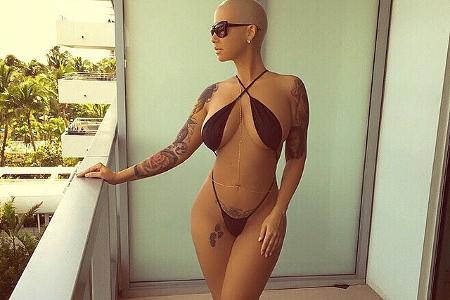 06 Amber Rose httpinstagram.comamberrose 10914456_874112285944493_1686365440_n.jpg