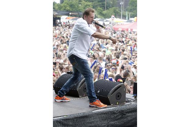 Krümel,Jens Büchner.jpg