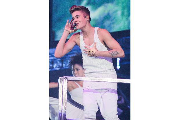 rihanna justin bieber sex affäre techtelmechtel heiß teenie-schwarm fans betrug selena gomez barbara palvin