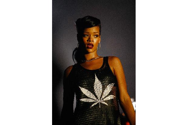 rihanna justin bieber sex affäre techtelmechtel heiß teenie-schwarm fans betrug selena gomez barbara palvin