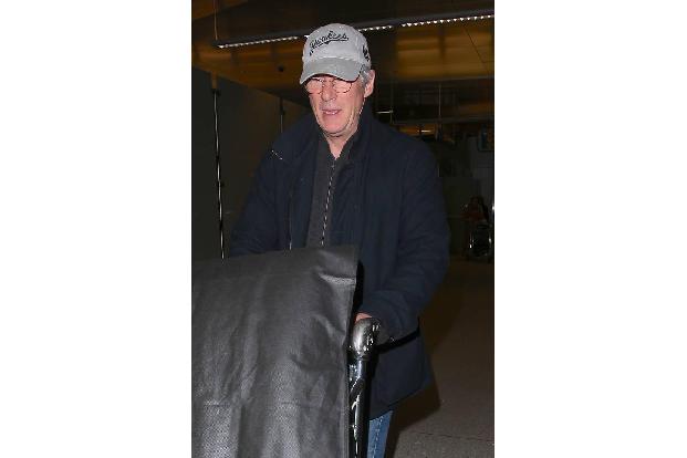 China ist bei seinen Einreisebestimmungen besonders rigoros. Nicht nur Richard Gere ist ein Zwischenstopp im Land des Lächel...
