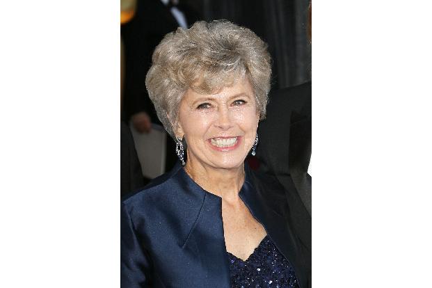 Diese Dame kann sich über ihren Sohn wirklich sehr freuen und wurde bereits schon mehrmals Oma...