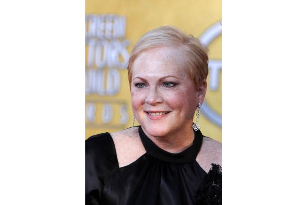 Diese Frau hat eine junge, schöne Tochter, die Schauspielerin ist.