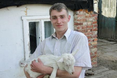 Der zärtliche Ziegenwirt Fritz (28).