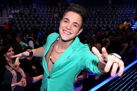 Sein Gegner Luca hingegen ist der Liebling der Juroren und überzeugt Woche für Woche mit sehr guten Leistungen.