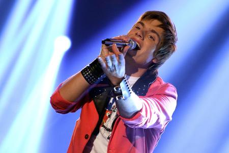 Weitere Pärchen des Sing-Duells der nächsten Mottoshow sind Kristof Hering...