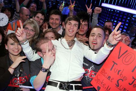 Grund der kuriosen Publikum-Entscheidung sollen die zum Großteil sehr jungen Mädchen sein.