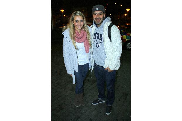 Das Geturtel der beiden, sorgte auch bei den anderen DSDS-Teilnehmern für Aufmerksamkeit.